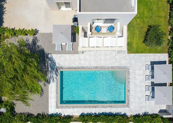 Olive Tree House 겐나디